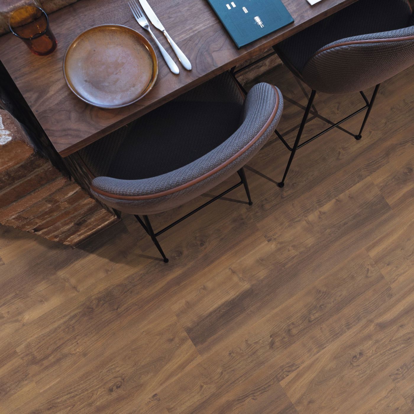 strong lvt flooring for commercial sectors